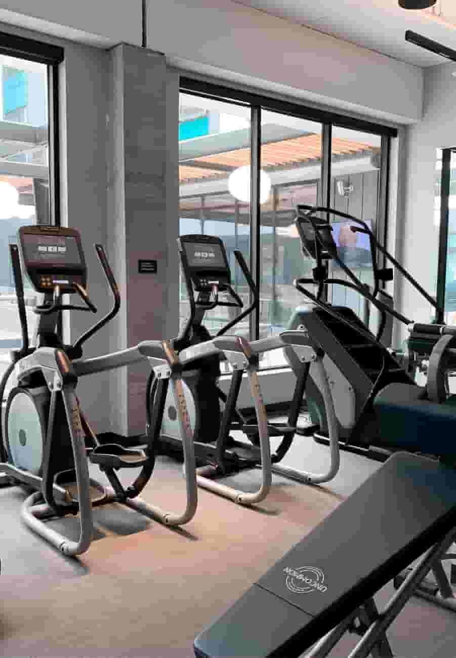 Cardio equiptment in the UNCOMMON Dinkytown student fitness center